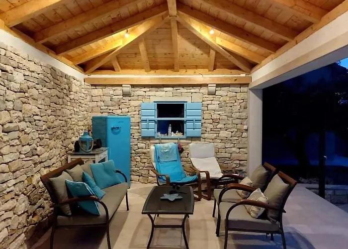 Pet Friendly In With Wifi Сasa de vacaciones